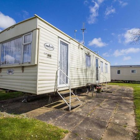 Great 8 Berth Caravan For Hire At Southview Holiday Park In Skegness Ref 33025E Esterno foto