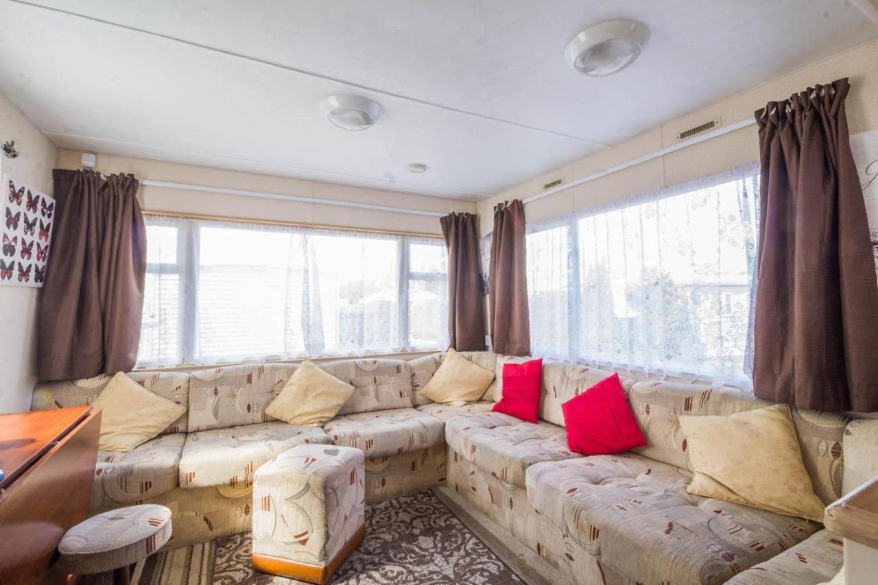 Great 8 Berth Caravan For Hire At Southview Holiday Park In Skegness Ref 33025E Esterno foto